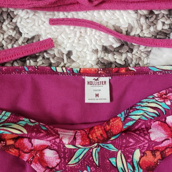 Swimsuit - Picture 4 of 4